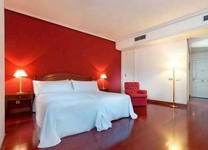 Tryp Ambassador Hotel