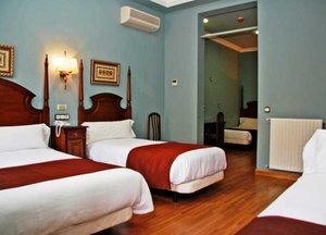 Hostal Victoria I y II