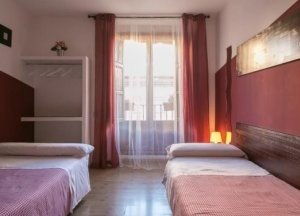 Hostal La Casa de la Plaza