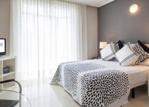 Apartamentos Sercotel Togumar