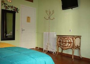 Hostal Madrid Gran Via 63